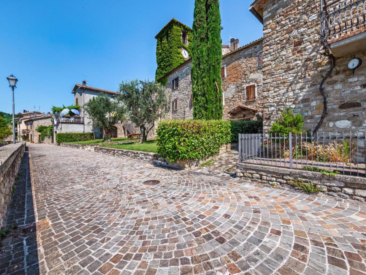 Belvilla By Oyo Locanda Le Querce Frontino Exterior foto